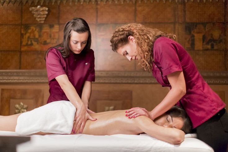 four hand massage
